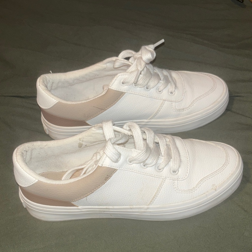 Nautica Women's White and Brown Sneakers